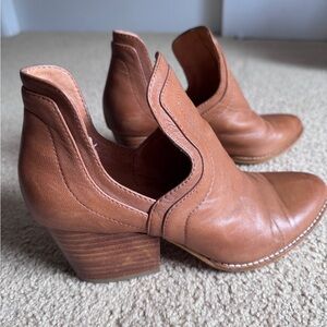 Silent D by Anthro Leather Ankle Boots